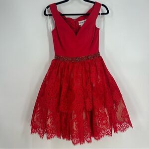 SHERRI HILL Red Lace V-neck with Beaded Waist Sz 4